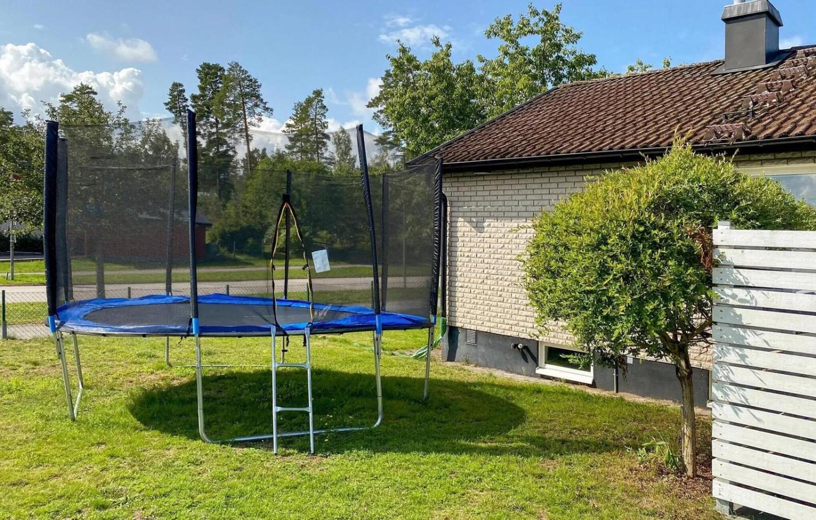 "Klippstigen" Villa For 10 Persons With Massage Chair, Sauna And Billiard Table Hultsfred Exterior foto